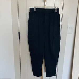 GAP Women’s black Cargo Pants